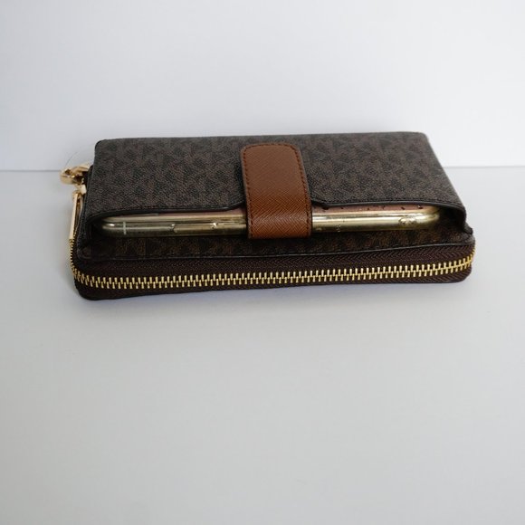 Michael Kors JST ZA Phone Holder Wristlet MK Brown - Picture 7 of 8